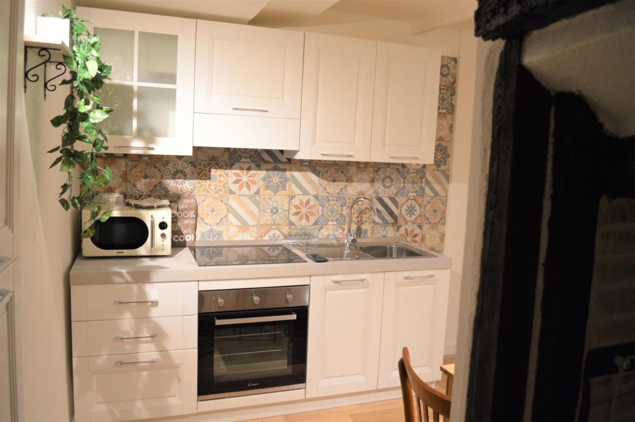 Domu 600 - Suite Mini Appartamento Cagliari Centro Storico מראה חיצוני תמונה