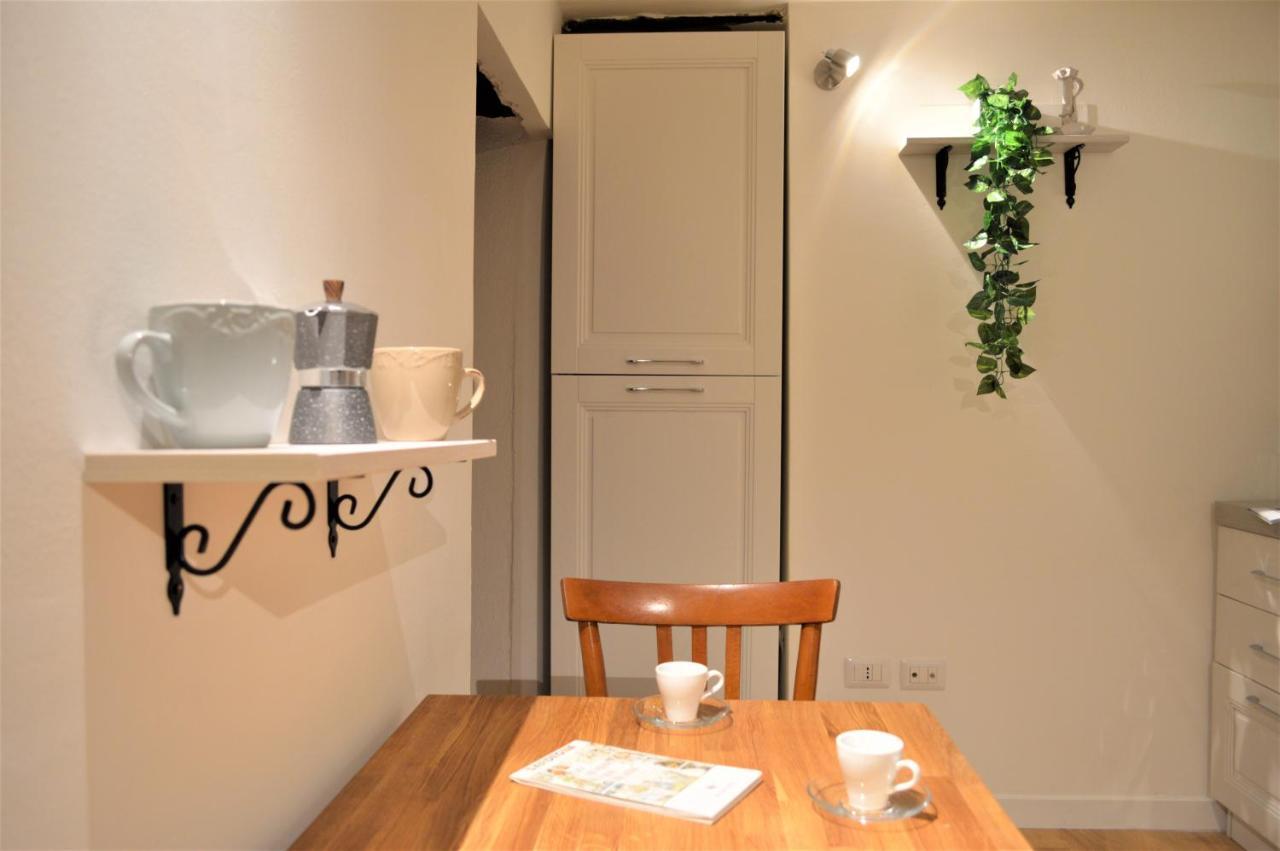 Domu 600 - Suite Mini Appartamento Cagliari Centro Storico מראה חיצוני תמונה