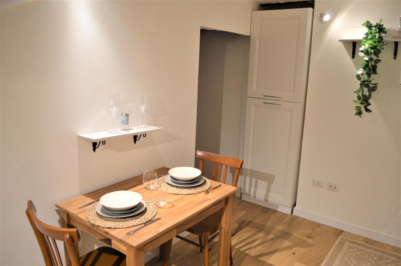 Domu 600 - Suite Mini Appartamento Cagliari Centro Storico מראה חיצוני תמונה