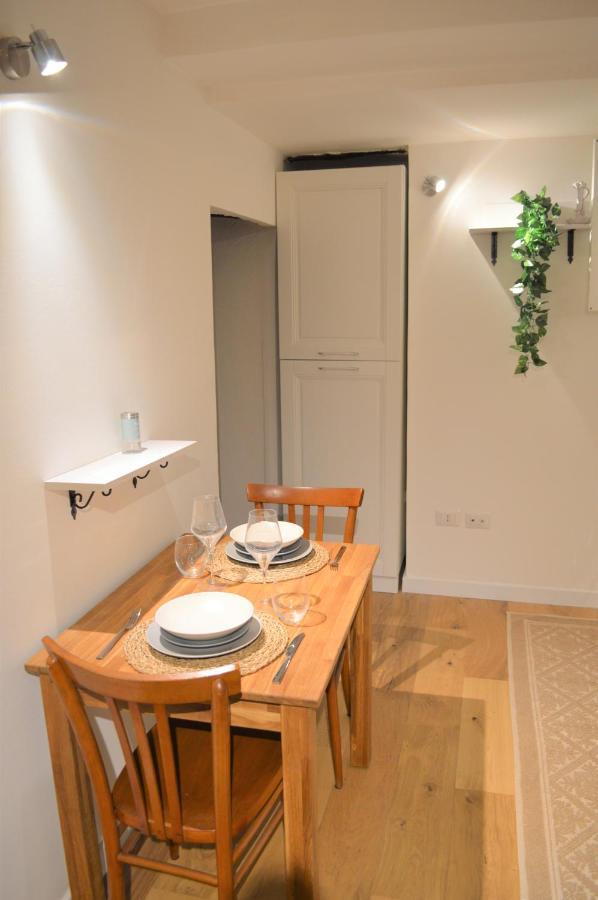 Domu 600 - Suite Mini Appartamento Cagliari Centro Storico מראה חיצוני תמונה